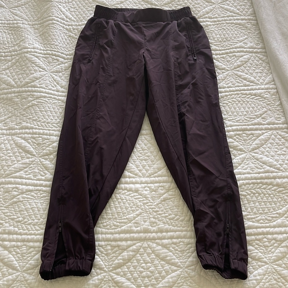 Maroon, stretchtech joggers, small, polyester&spandex